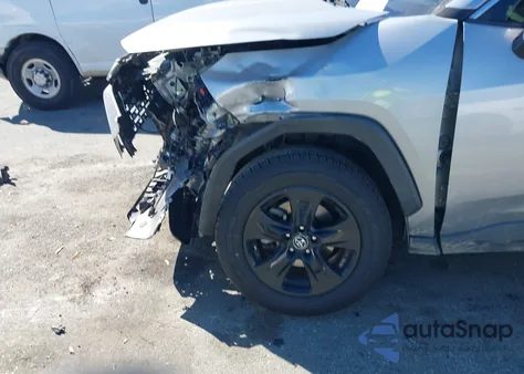 2021 Toyota Rav4 Xle из США, поврежденный, VIN 2T3W1RFV4MW113529